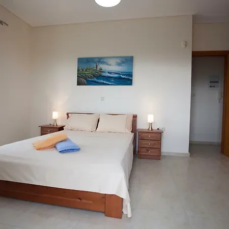 Private Sunny With Amazing View * Corinth